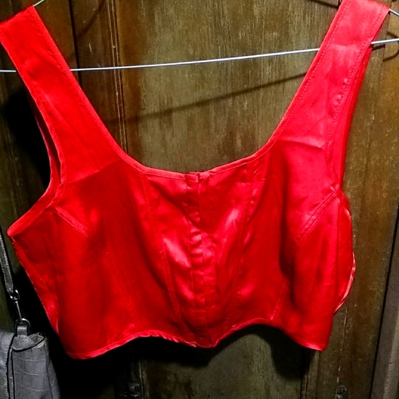 Tops - Red corset trop top